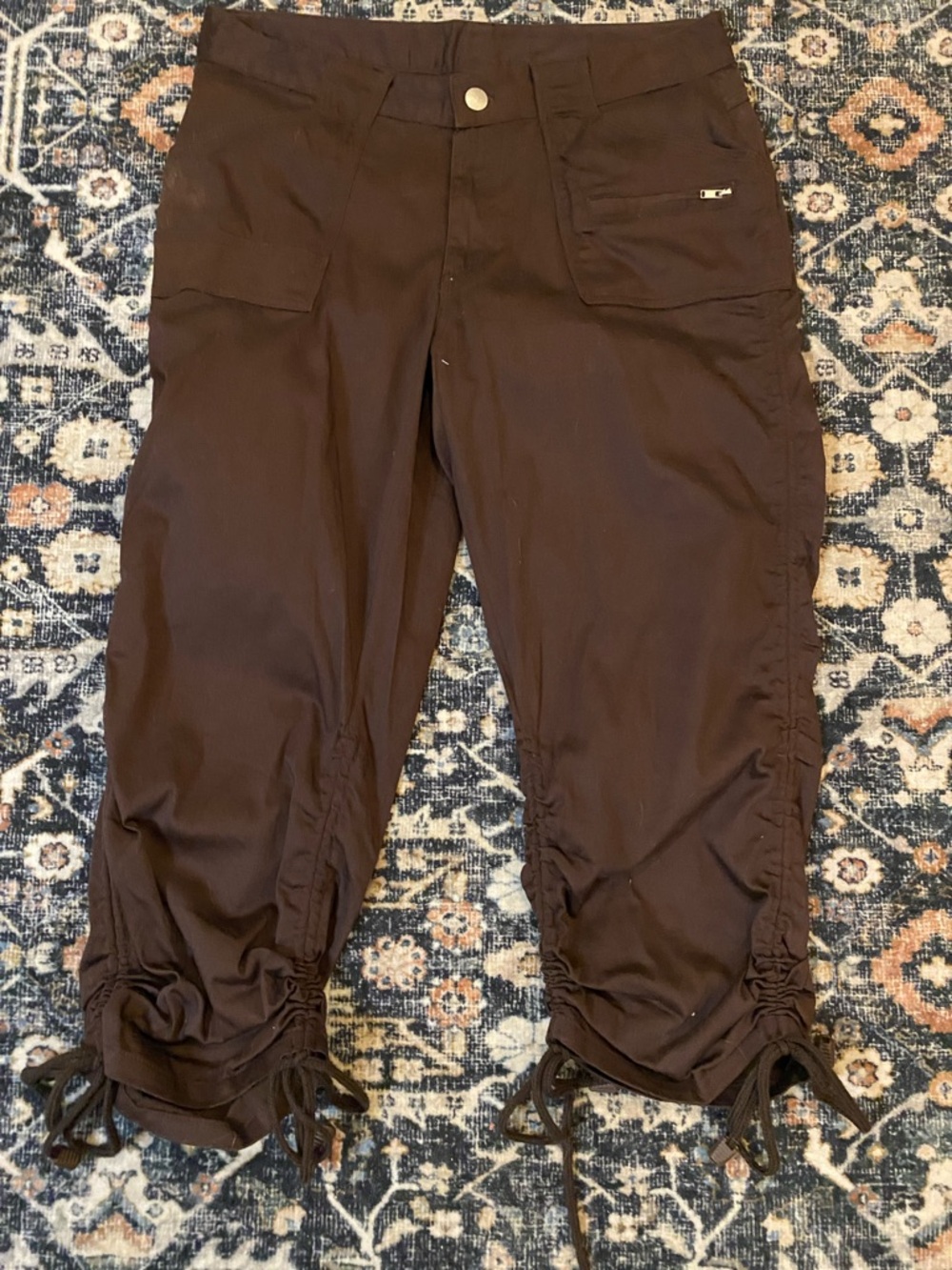 Vintage Y2K bugle boy Capri pants brown size 7 adjustable leg